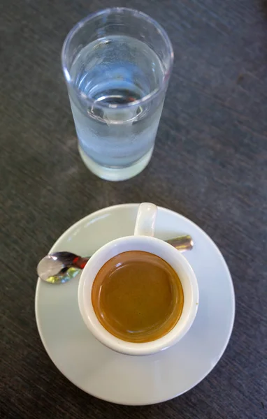 Beber Café Espresso Preto Forte Terraço Livre Café Perto — Fotografia de Stock