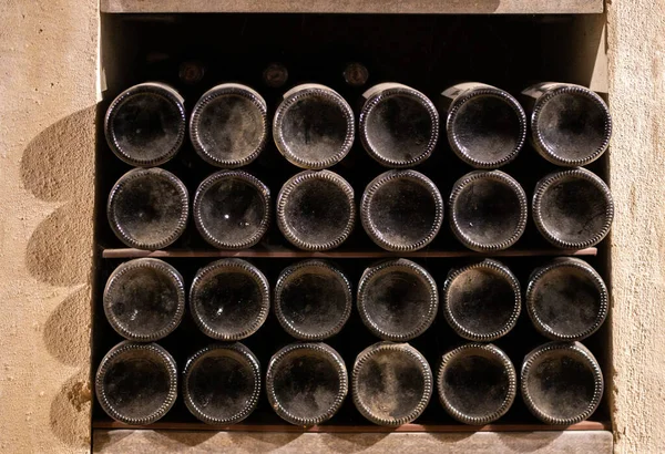 Пляшки Вінтажного Укріпленого Рубіну Або Рудого Портового Вина Старих Підвалах — стокове фото
