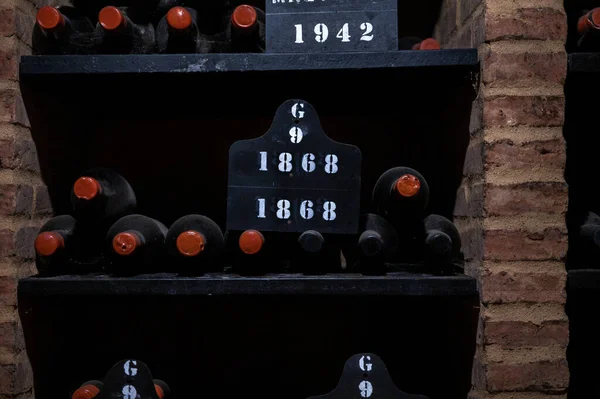 Flessen Vintage Versterkte Robijn Tawny Porto Wijn Oude Kelders Van — Stockfoto