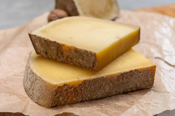 Queso Francés Comte Tres Variedades Año Madurado Prestige Con Sabor — Foto de Stock