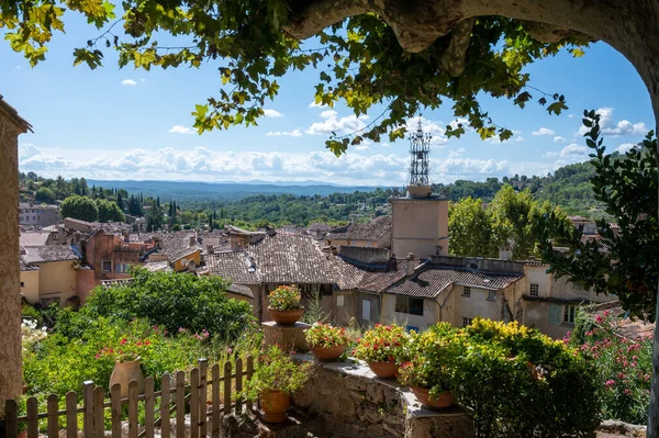 Reisbestemming Klein Oud Dorpje Cotignac Var Provence Omgeven Door Wijngaarden — Stockfoto