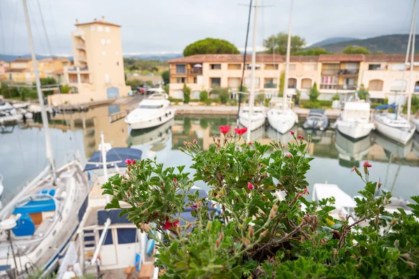 Travel Summer Vacation Destination View Houses Roofs Canals Boats Port — Stock Photo, Image