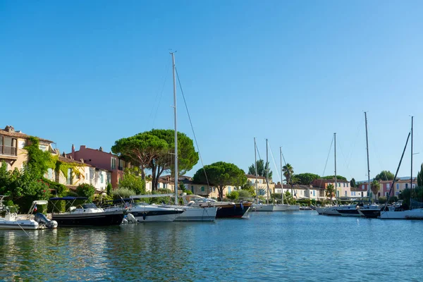 Travel Summer Vacation Destination View Houses Roofs Canals Boats Port — Stock Photo, Image