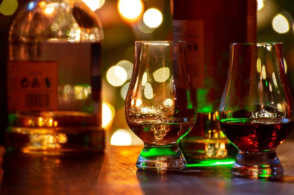 Sklenice Čistého Sladu Míchané Skotské Whisky Podávané Baru Edinburghu Skotsko — Stock fotografie