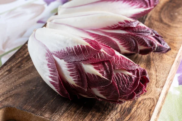 Здорова Їжа Свіжий Бельгійський Endive Червоний Chicory Lof Lettuce Близько — стокове фото