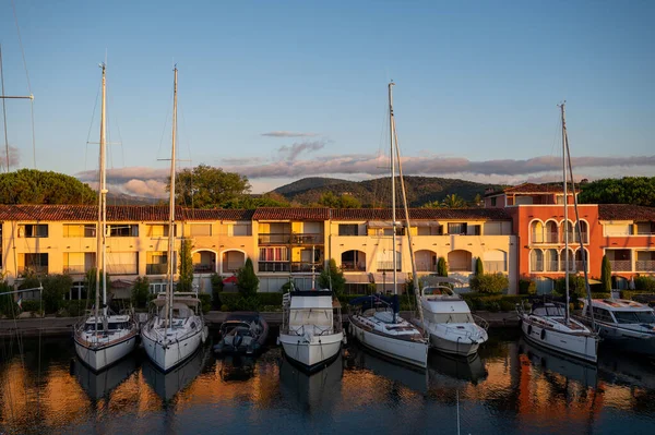 Travel Summer Vacation Destination View Houses Roofs Canals Boats Port — Stock Photo, Image