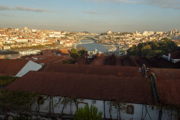 Panoramiczny Widok Starą Część Porto Portugalii Słoneczny Zachód Słońca — Zdjęcie stockowe