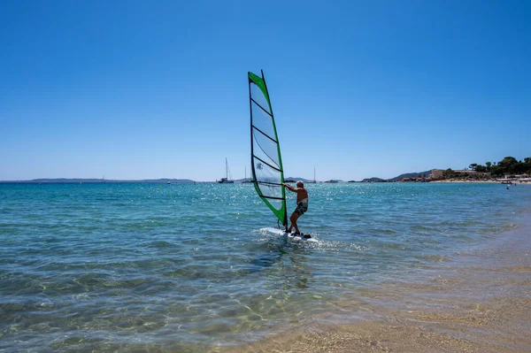 Fransa Yaz Tatili Mavi Akdeniz Güneşli Bir Günde Sporu Aktiviteleri — Stok fotoğraf