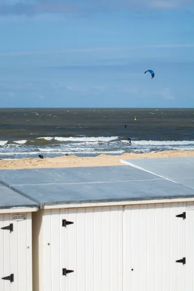 White Beach Huts Yellow Sandy Beaches Small Belgian Town Knokke — Stock Photo, Image