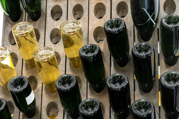 Traditionelle Champagner Schaumweinherstellung Unterirdischen Höhlen Der Nähe Von Epernay Champagne — Stockfoto