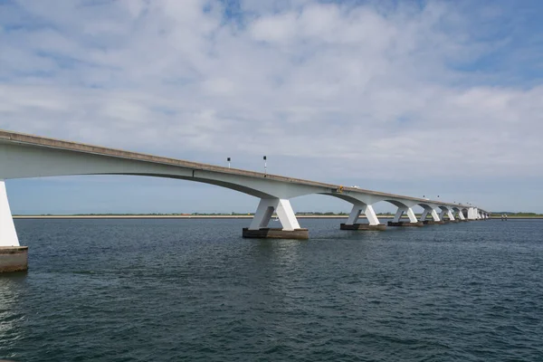 Uitzicht Langste Brug Van Nederland Zeeuwse Brug Oostschelde Verbindt Eilanden — Stockfoto