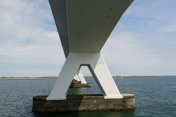 Uitzicht Langste Brug Van Nederland Zeeuwse Brug Oostschelde Verbindt Eilanden — Stockfoto