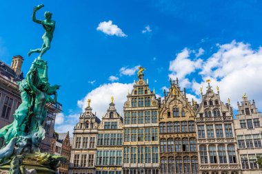 Antik Antwerp, Belçika 'nın tarihi binaları