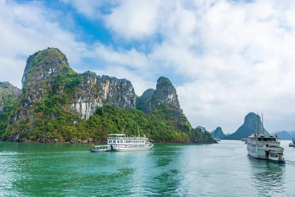 Long Bay Vietnam Januar 2020 Schiff Der Bucht — Stockfoto