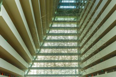 SINGAPORE, 3 EKİM 2019: Modern Marina Bay Sands Oteli 'nin içi