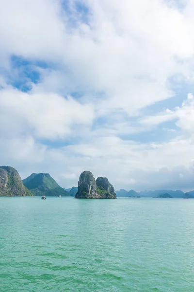 Vackert Landskap Long Bay Vietnam — Stockfoto