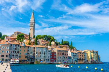 Hırvatistan 'ın Rovinj eski kentinin güzel manzarası