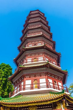 Guangzhou, Guangdong, Çin 'deki Liurong Tapınağı' ndan Pagoda.