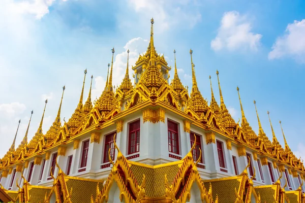 Templo Loha Prasat También Llamado Castillo Metal Bangkok Tailandia —  Fotos de Stock
