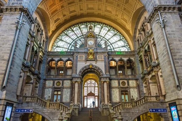 Antwerp Belgien Juli 2020 Den Historiska Järnvägsstationen — Stockfoto