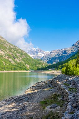 Ceresole Gölü, Gran Paradiso Ulusal Parkı, Piedmont, İtalya