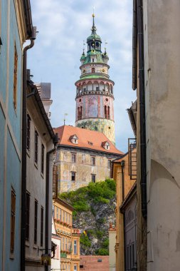 Cesky Krumlov, Çek şatosunun güzel ve renkli kulesi