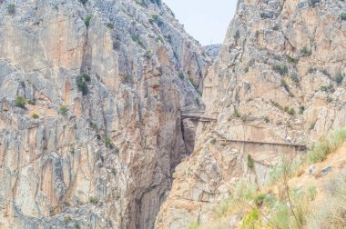 Caminito del Rey Köprüsü Garganta del Chorro yakınlarında.