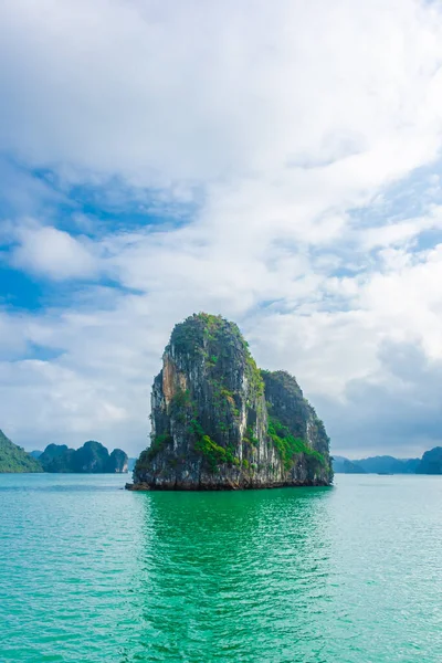 Όμορφο Τοπίο Του Long Bay Βιετνάμ — Φωτογραφία Αρχείου