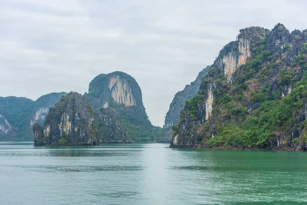 Bellissimo Paesaggio Long Bay Vietnam — Foto Stock