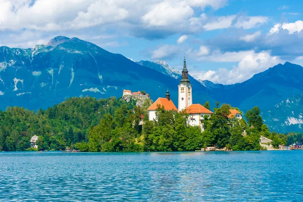 Церковь Острове Озеро Блед Словения — стоковое фото