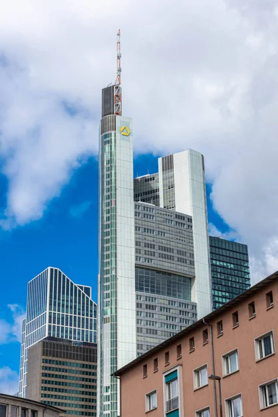 Frankfurt Niemcy Lipiec 2020 Nowoczesna Architektura Dzielnicy Biznesowej — Zdjęcie stockowe