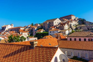 Hırvatistan 'ın eski Dubrovnik kentinin çatılarının manzarası