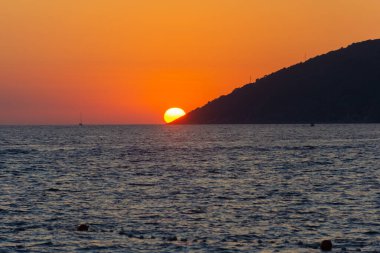 Denizin üzerinde gün batımı, Hırvatistan