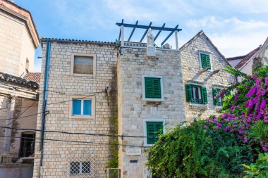 Hırvatistan 'ın Split tarihi merkezinde antik bir bina