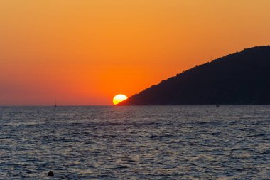 Denizin üzerinde gün batımı, Hırvatistan