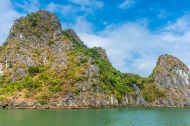 Vietnam, Ha Long Körfezi 'nin güzel manzarası