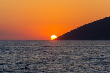 Denizin üzerinde gün batımı, Hırvatistan