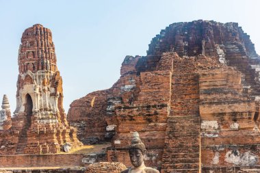 AYUTTHAYA, THAILAND, 12 HAZİRAN 2020: Ayutthaya Tapınakları