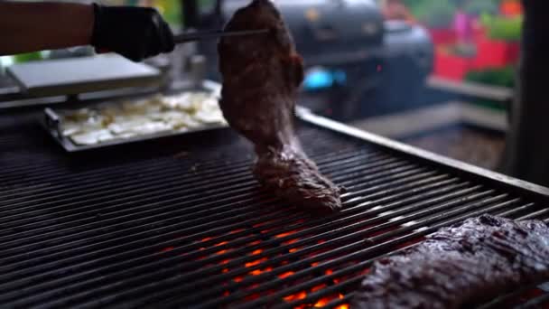 Vynikající Čerstvý Steak Grilu Vařený Ohni — Stock video