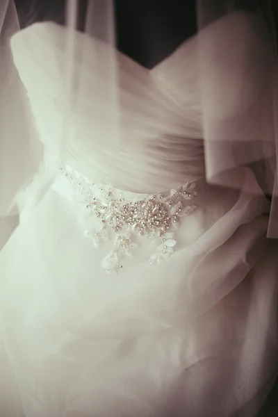 美丽的婚纱配件 — 图库照片