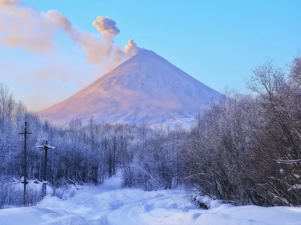 Volcan Klyuchevskaya Hill . — Photo