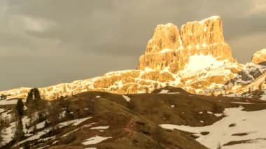 Timelapse dolomites İtalya