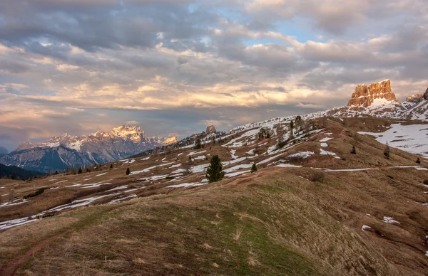 Dolomiten natur italien lizenzfreie Stockfotos