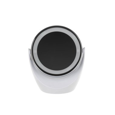 İzole edilmiş beyaz arkaplanda kırpma yolu olan beyaz makyaj aynası.