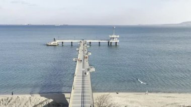 Burgaz kentinden Bulgaristan 'ın Karadeniz kıyısına ve denizdeki rıhtıma kadar güzel bir manzara..