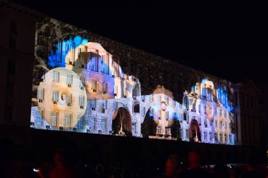 Sofia, Bulgaristan - 9 Mayıs 2018: Bina, Bakanlar Konseyi Sofya, Bulgaristan. Avrupa'nın gün için 3D projeksiyon eşleme