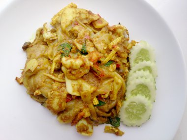 Fried noodle ile yeşil köri ve karides padthai tarzı, Tayland Gıda.