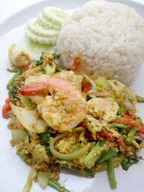 Tay Curry tarifi - ateş curry karides ve kalamar, karışık sebzeli karışık deniz ürünleri yengeç. Phat phong Tay, Tay gıda kari.