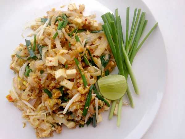 Pad Thai, stir-fried rice noodles with tofu. The one of Thailand\'s national main dish. the popular food in Thailand. Thai Fried Noodles. Vegetarian Food, healthy food