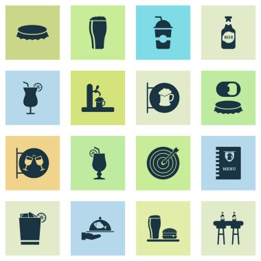 Şişe açacağı, bir şişe bira, şişe kapağı ve diğer kokteyl işaretleri içeren alkol ikonları. İzole edilmiş alkol ikonları.